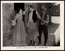 HOOT GIBSON + MARCELINE DAY IN THE FIGHTING PARSON (1933) ORIG VINTAG PHOTO E 26 picture