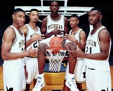 THE MICHIGAN BASKETBALL FAB FIVE IN NOVEMBER, 1991 - 8X10 PHOTO (AB-656) picture