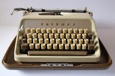 Triumph Gabriele 2 -  1960's typewriter in excellent condition picture
