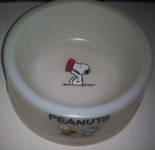 Vintage Peanuts Snoopy Plastic Dish / Bowl NEVER BEEN USED as dog dish picture