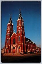 Postcard Basilica of St. Francis Xavier Dyersville Iowa      G 17 picture