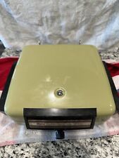 Vtg 70’s Montgomery Wards Waffle Baker/Iron Avocado Green Great Cond picture