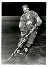 PF21 Original Photo RON BUSNIUK 1972-74 BUFFALO SABRES CENTER CLASSIC NHL HOCKEY picture