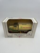 1990 ERTL COMPANY 1931 HAWKEYE TRUCK BANK GREAT FOR ANY COLLECTION picture