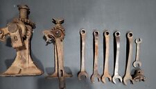 TWO NICE WORKING ANTIQUE CAST-IRON SCREW JACKS FORD MODEL T & Ford Wrenches  picture