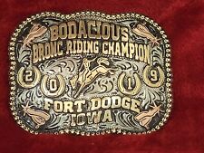 BRONC RIDING CHAMPION PRO RODEO TROPHY BUCKLE☆FORT DODGE IOWA☆2019☆RARE☆274 picture