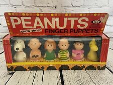 Vtg Ideal Peanuts Show Time Finger Puppets Lucy Snoopy Charlie Brown- 1966-Video picture