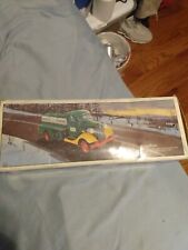 1985 FIRST HESS TRUCK TOY BANK - IN BOX - EXCELLENT picture