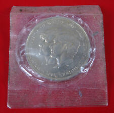 VINTAGE 1981 LADY PRINCESS DIANA SPENCER COMMEMORATIVE COIN  picture