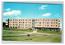 Carlisle Hall, Ferris State College, Big Rapids MI c1964 Vintage Postcard picture