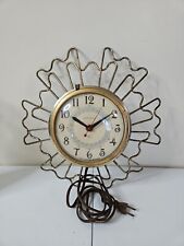 Vintage MCM United gold tone electric wall clock works picture