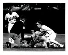 LAE1 1988 Original Photo DODGERS DANNY HEEP OAKLAND A'S MARC WEISS WORLD SERIES picture