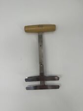Vtg Spring Loaded FOLEY CHOPPER-3 Stainless Blades PAT.2,113,085 Tan wood handle picture