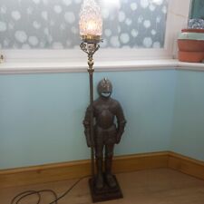 1930s NESTOR KNIGHT IN ARMOUR TABLE LAMP CAST IRON w/ Flame Effect Lamp Vintage picture