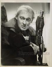 1953 Press Photo Actor Lionel Barrymore Performs CBS Radio Broadcast - kfx10232 picture