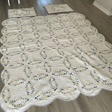 Vintage Double Wedding Ring Quilt Full 102x80 Embroidered Floral White Cotton picture