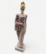 Vintage 1962 Royal Doulton Figure Daphne HN2268 - Excellent picture