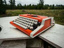 Olympia Traveller de Luxe Orange Typewriter, Vintage, Mint Condition, Manual picture