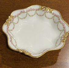ANTIQUE GDA LIMOGES FRANCE SCALLOPED EDGE GOLD RIM & ROSES BERRY BOWL AMAZING picture