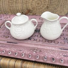 Wedgwood strawberry and vine Sugar Bowl And Creamer  1988 Mint Bone England picture
