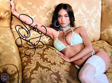 Sydney Sweeney Signed 7x5 inch Color Photo Original Autograph picture