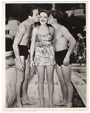 JUDY GARLAND BIRTHDAY KISSES JACKIE COOPER + MICKEY ROONEY 1939 ORIG PHOTO 401 picture
