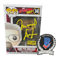 Michael Douglas Signed Auto Hank Pym Funko Pop 346 Beckett Ant-Man And The Wasp picture