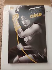 Wonder Woman Black & Gold (Paperback or Softback) picture