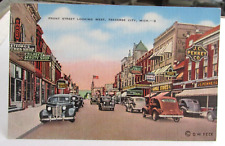 1930s TRAVERSE CITY MICHIGAN, Mi., Postcard Front Street Looking West Linen Card picture
