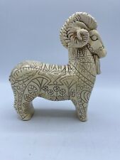 1973 VINTAGE STANDING HORNED WHITE RAM CERAMIC MOLDED FIGURE W/SGRAFFITO EUC Mcm picture