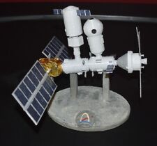 rare custom 1/144 NASA Artemis Lunar Gateway Space station 11 pc model w base picture