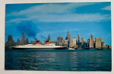 ca 1950s Ship Postcard CGT Ocean Liner SS Ile de France NYC New York Skyline picture