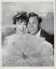 1959 Press Photo Patrice Munsel and Howard Keel sing in 