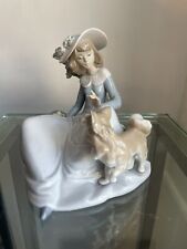 Lladro Collectible Figurine “Not Too Close” Rare picture