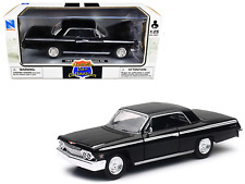 1962 Chevrolet Impala SS Black 1/25 Diecast Model Car picture