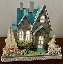 Pier One Cornflower LED Cottage, Works picture