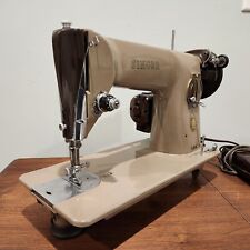 Beautiful 1957 Singer Sewing Machine 201k 201 Tan Aluminum Body Fully Tested  picture
