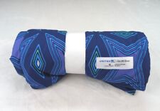 UNITED Polaris Business First SAKS FIFTH AVENUE Claude Kameni Blanket Limited Ed picture