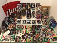 Mixed Lot of Collectibles, Basketball/Baseball Cards, Misc #6/25/1P picture
