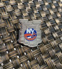VINTAGE NHL HOCKEY NY ISLANDERS CHAMPIONSHIP TROPHY 80 81 82 83 COLLECTIBLE PIN picture