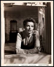 KATHARINE HEPBURN UNDERCURRENT 1946 MGM PORTRAIT STYLISH POSE ORIG Photo 672 picture