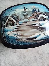 VINTAGE HAND PAINTED RUSSIAN BLACK LACQUER TRINKET BOX ARTIST SIGNED. SUZDAL. picture