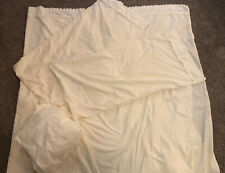 Vtg Martex King extra deep 4 piece Set Flat Fitted 2 Pillow Cases. Eyelet Cream picture