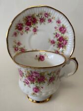 Vintage Elizabethan Bone China Queens Rose Cup & Saucer Fluted Edge Gold Gilt picture