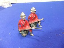 vtg lead highlander soldiers kneeling rifles fry britains johillco  picture