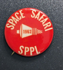 Vintage 1962 Space Safari  - St. Paul Public Library - Minnesota  Pinback Button picture