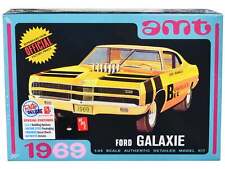 Skill 2 Model Kit 1969 Ford Galaxie 3-in-1 Kit 1/25 Scale Model picture