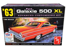 Skill 2 Model Kit 1963 Ford Galaxie 500 XL 3-in-1 Kit 1/25 Scale Model picture