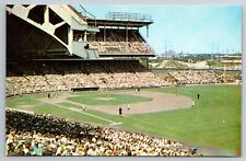 Vintage Postcard WI Milwaukee County Stadium Baseball Game Season 1958 Chrome picture