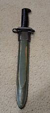 HERE IS HISTORY MILITARY PIECE ORIGINAL WWII US 1943 PAL  BAYONET SHARPE.  picture
